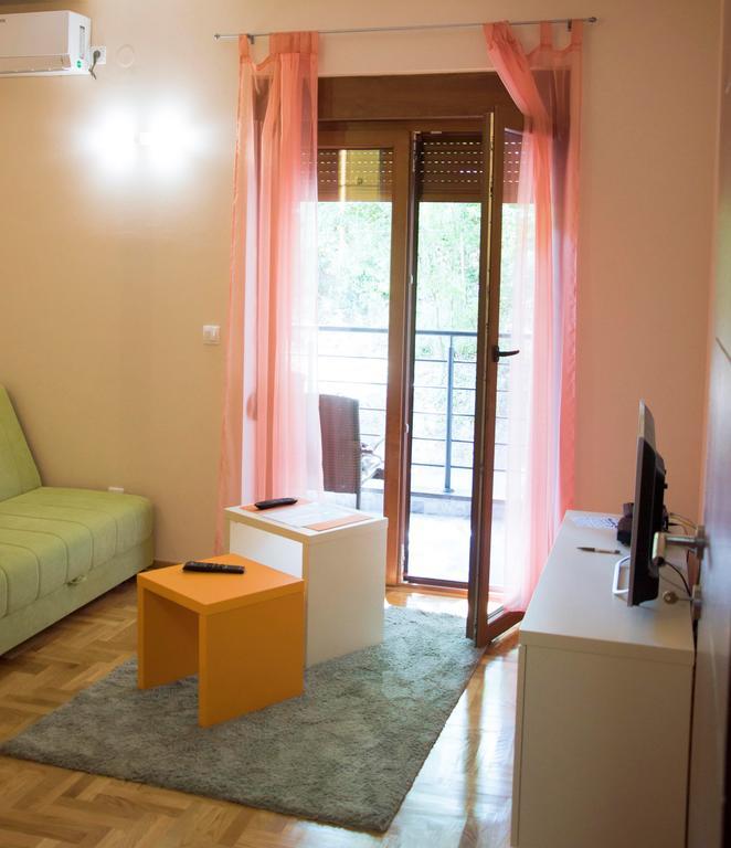 Apartman Lena Apartment Vrnjacka Banja Phòng bức ảnh